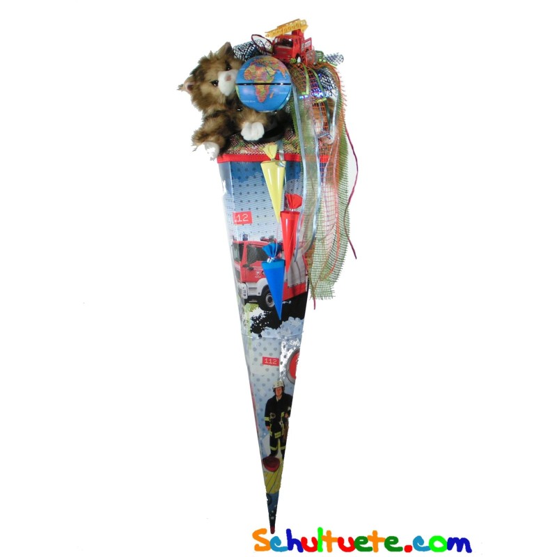 Beispielbild für gebundene Zuckertüte Lukas Q. Beispielbild für gebundene Zuckertüte Lukas Q.