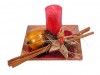 Teller antik mit Kerze rot und Weihnachtsdeko 